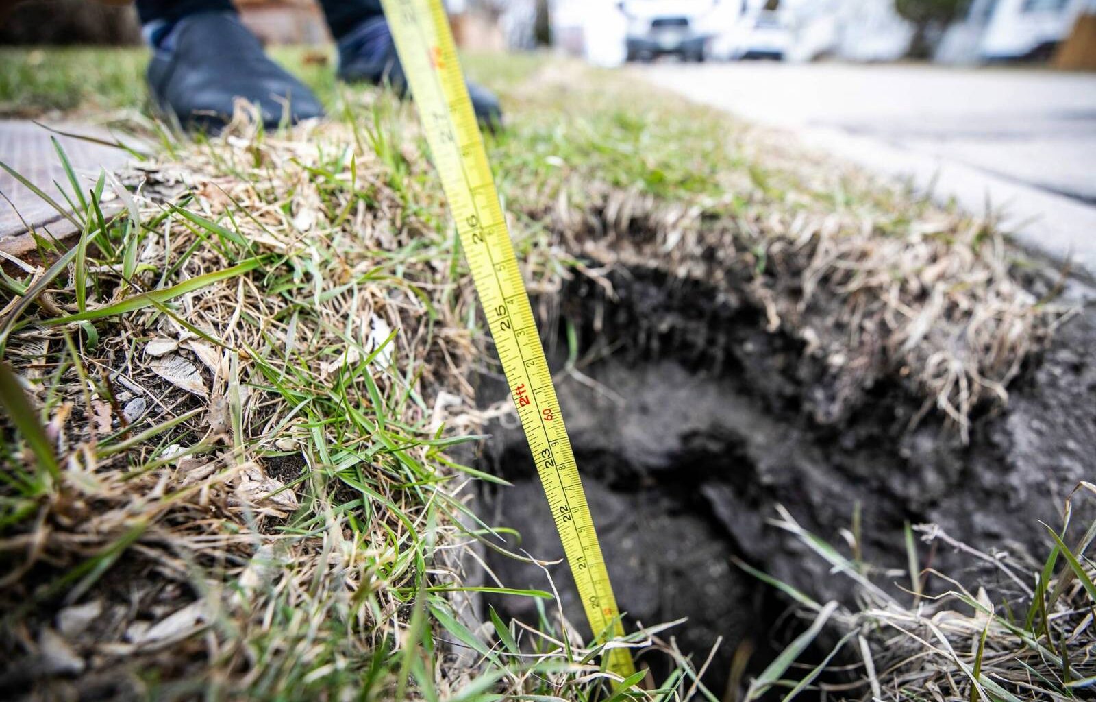 Hole new problem – Winnipeg Free Press