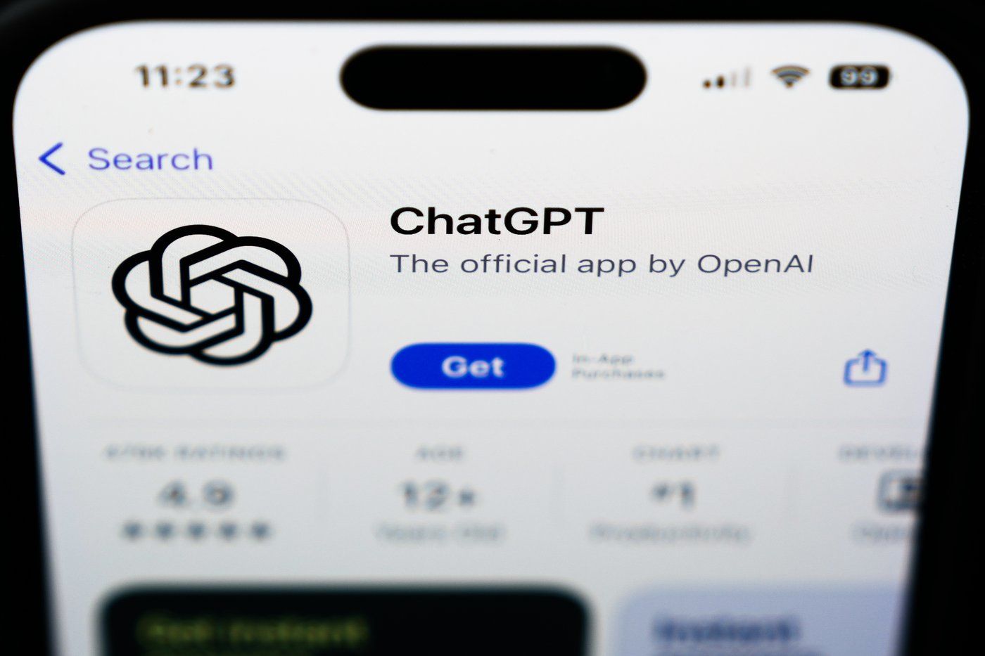 Young Canadians want AI companies to make their chatbots less addictive, says report