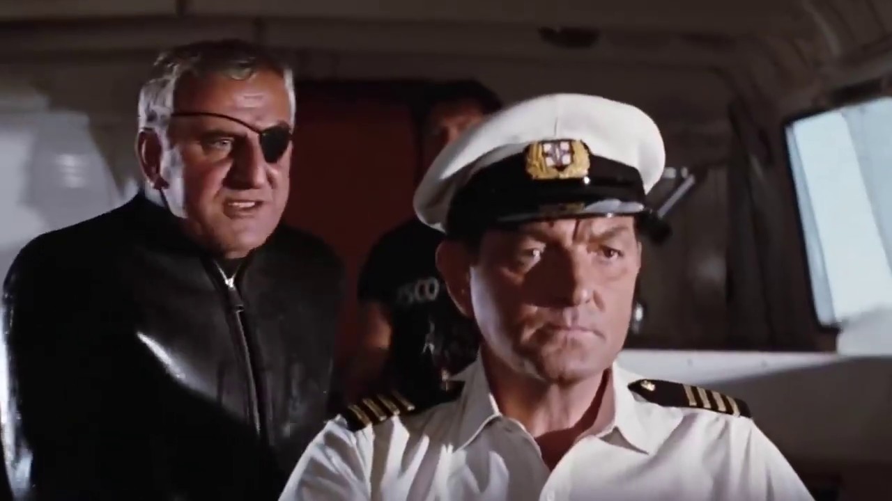 THUNDERBALL | Bond and Emilio Largo battle - YouTube