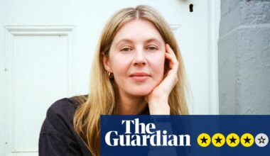 Carla dal Forno: Confession review – spartan, sunlit post-punk strikingly contrasts the desperation of desire | Music