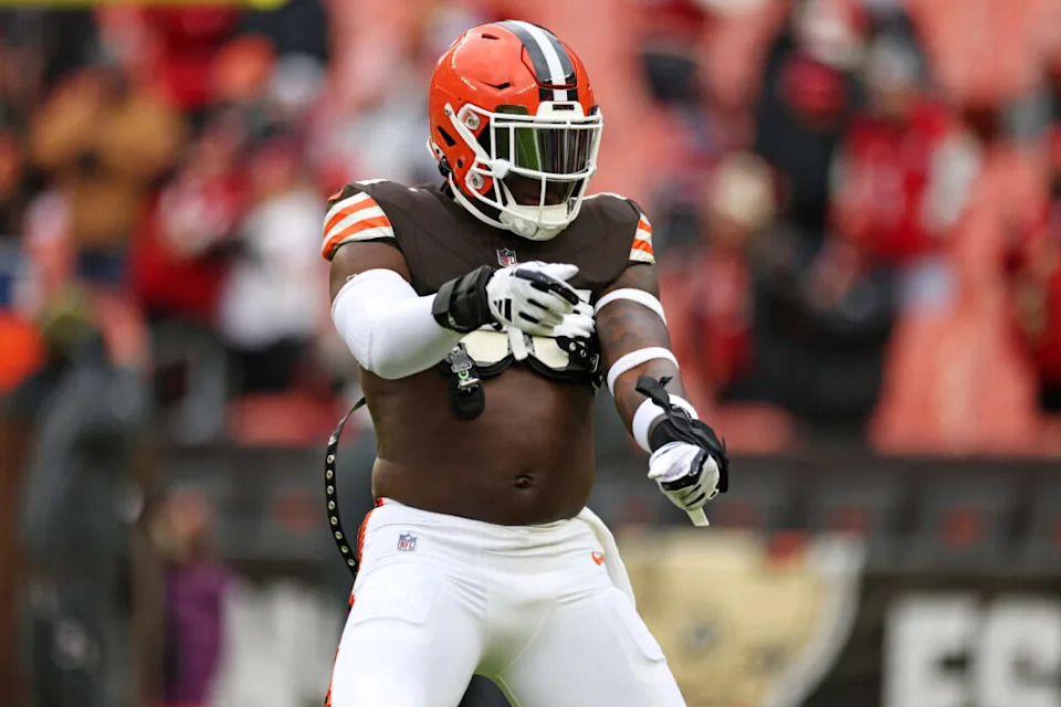 2. David Njoku (TE)