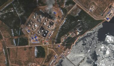 ‘Smell’ of war comes to St Petersburg as Ukraine hammers Russian refineries | Russia-Ukraine war News