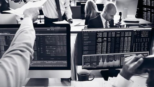 Traders Placed $430M Bets Minutes Before Trump Extended Iran Ceasefire