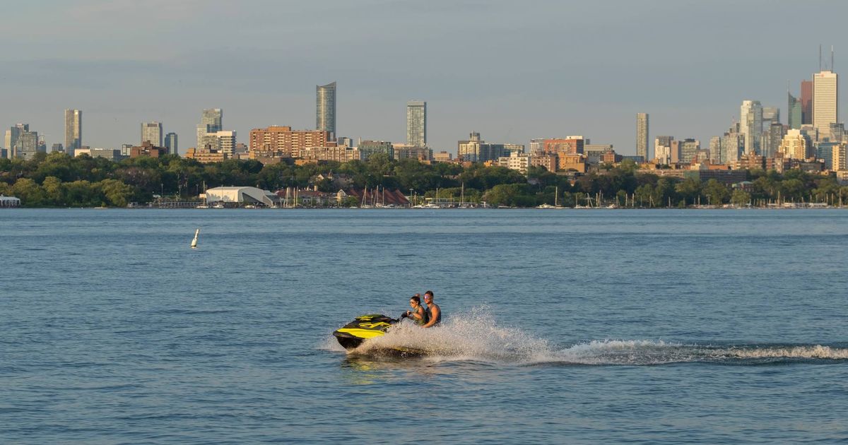 Toronto could ban jet skis entirely from City-owned docks