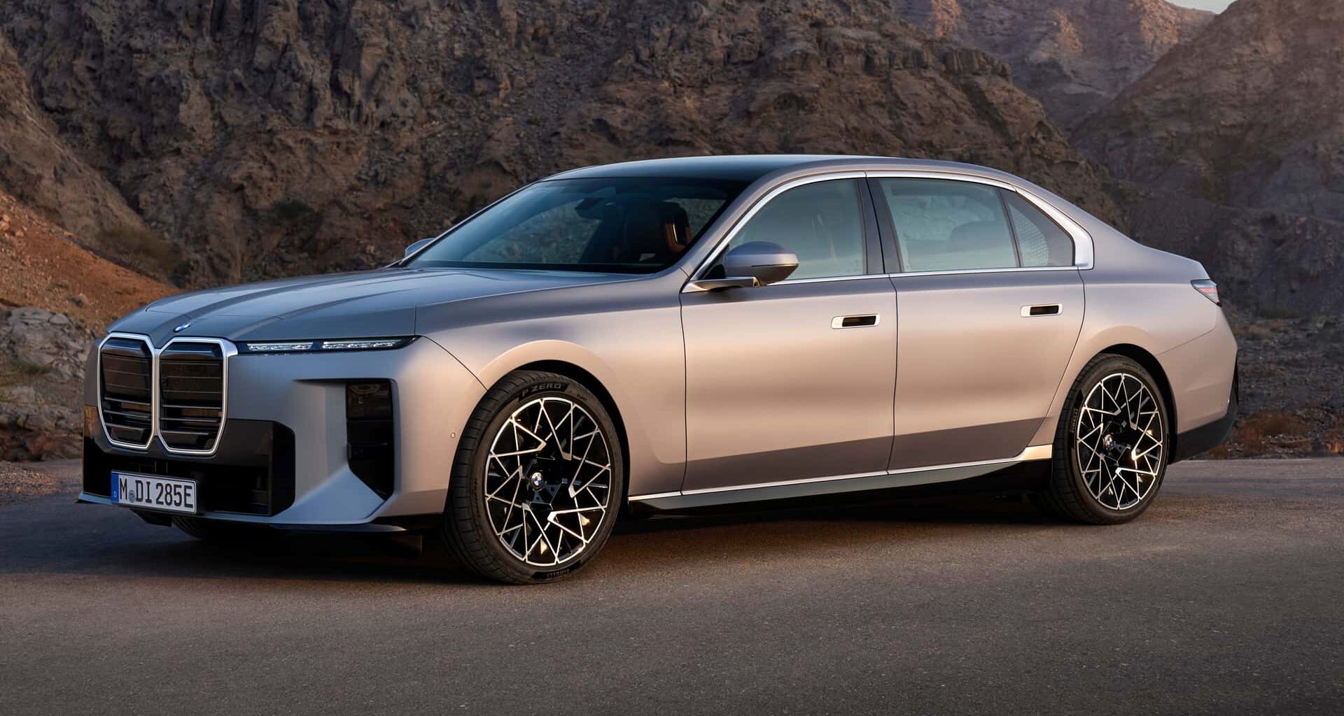 2027 BMW i7 Gets 350 Miles Of Range And Quicker Charging Thanks To New Batteries