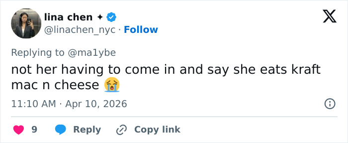 Screenshot of a tweet praising Sydney Sweeney for exposing an influencer’s lie in resurfaced social media comments.