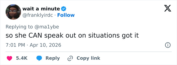 Screenshot of a tweet praising Sydney Sweeney for exposing an influencer’s lie with a supportive comment and engagement metrics.