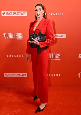 Marta Suarez poses for a photo on the Orange CarpetCredit: Catalina Fragoso/NBAE via Getty