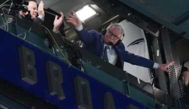 John Garrett, former NHL goaltender and longtime Canucks broadcaster, dead at 74