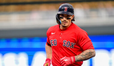 Jarren Duran makes obscene gesture to fan who he says 'told me to kill myself'
