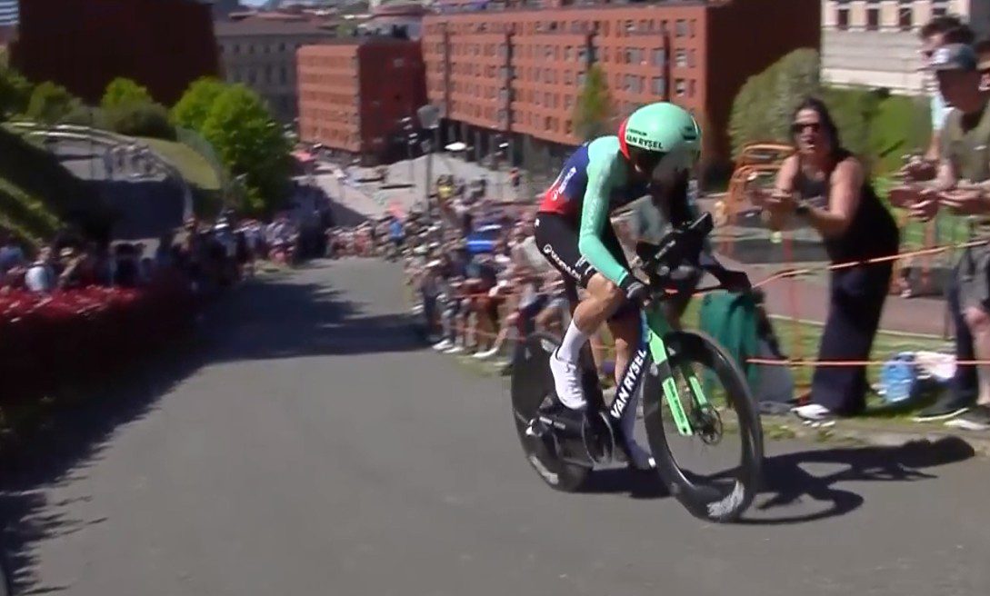 French teenager Paul Seixas wins Itzulia Basque Country opening time trial