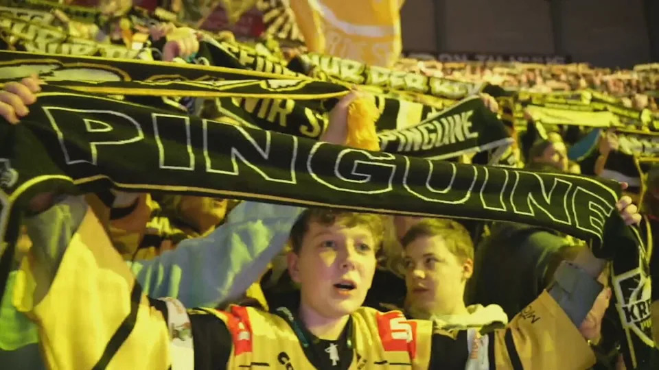 The majority owner of the Pinguine says hockey is like a religion in Krefeld.