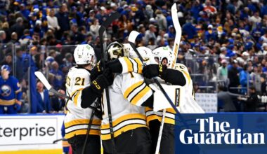 Thousands of US hockey fans sing Canadian anthem amid tensions between neighbor countries | Canada