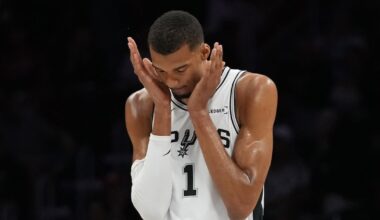 San Antonio Spurs’ Victor Wembanyama exits vs. Philadelphia 76ers with bruised rib