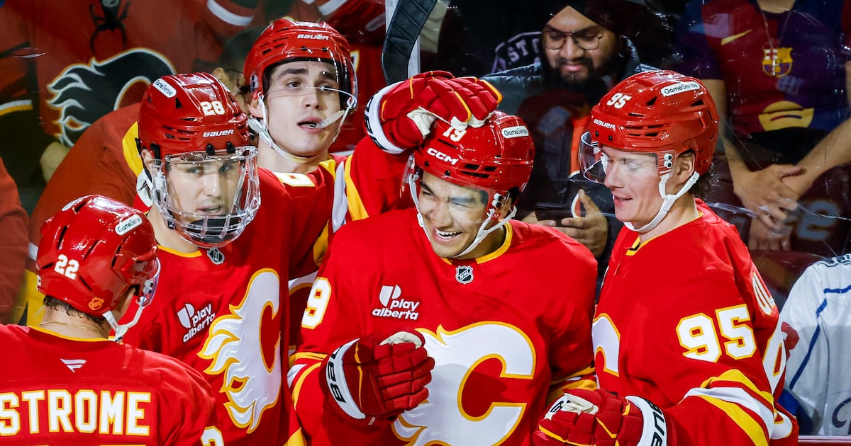 Zayne Parekh scores winner as Calgary Flames beat Los Angeles Kings