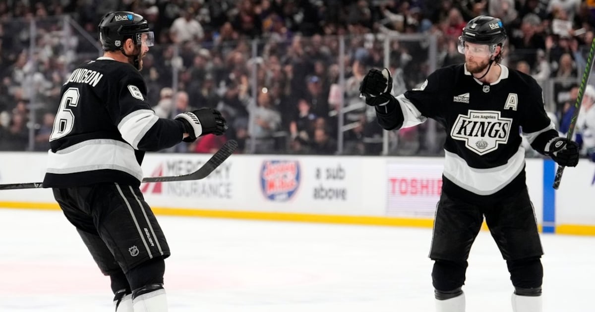 Adrian Kempe scores twice as Los Angeles Kings top Vancouver Canucks to move into wild-card spot