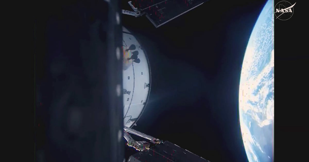 Artemis II launch: What is the roll pitch manoeuvre? - CTV News