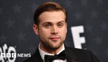 From One Day to One Ring: Leo Woodall joins new The Lord of the Rings cast - BBC