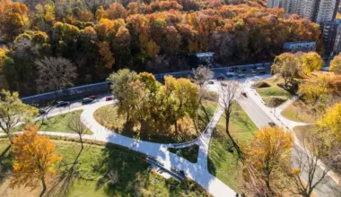 Remembrance Gateway by Peter Soland and Julie St-Arnault: Reconnecting Montreal to Its Mountain
