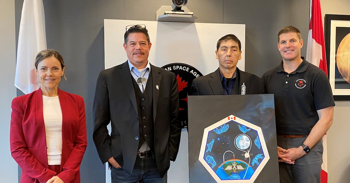 Manitoba artist designs patch for Artemis II astronaut - CTV News