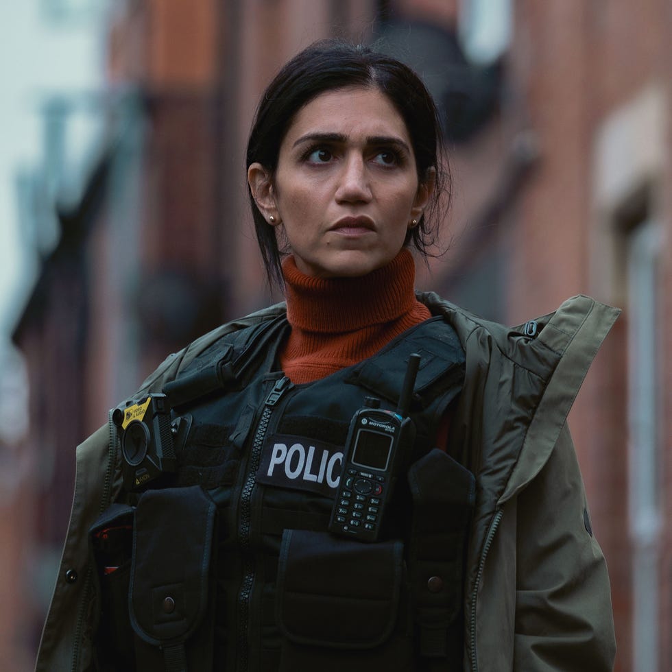 tx date:,tx week:,embargoed until:02 11 2022 00:00:00,people:lou (leila farzad) ,description:,copyright:sister pictures,credit line: