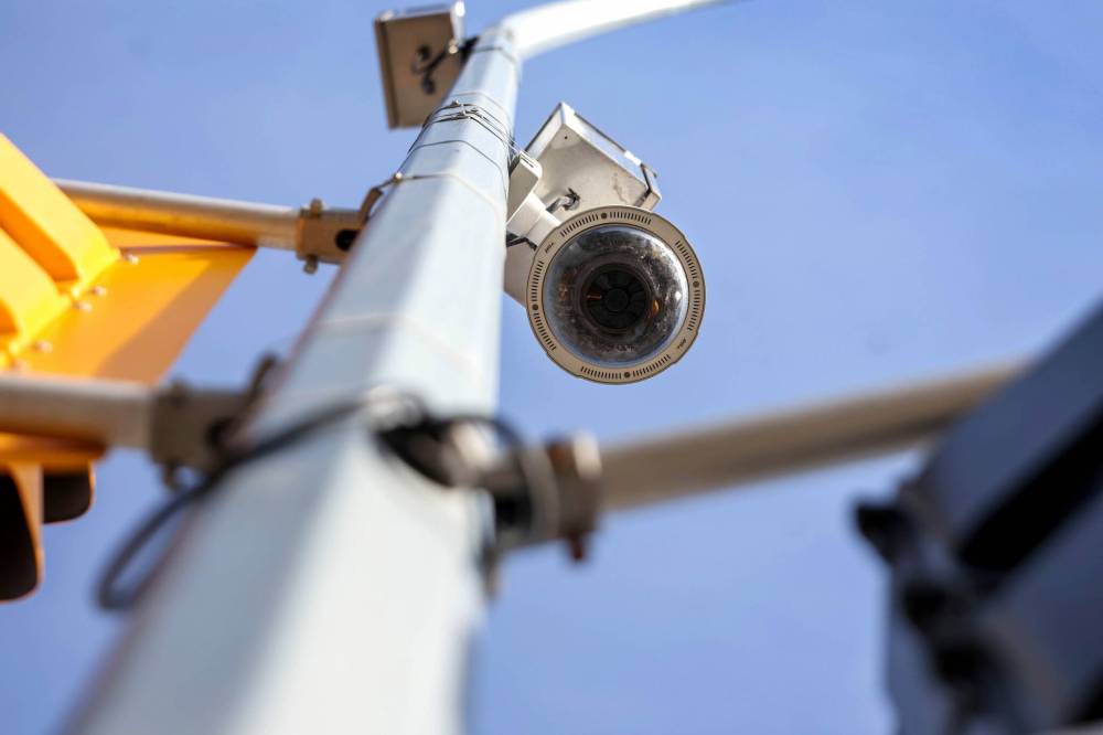 RUTH BONNEVILLE / FREE PRESS
The downtown community safety partnership’s monitoring hub is expecting to add feeds from Winnipeg Police Service and City of Winnipeg cameras, which would increase aerial oversight to more than 100 locations.