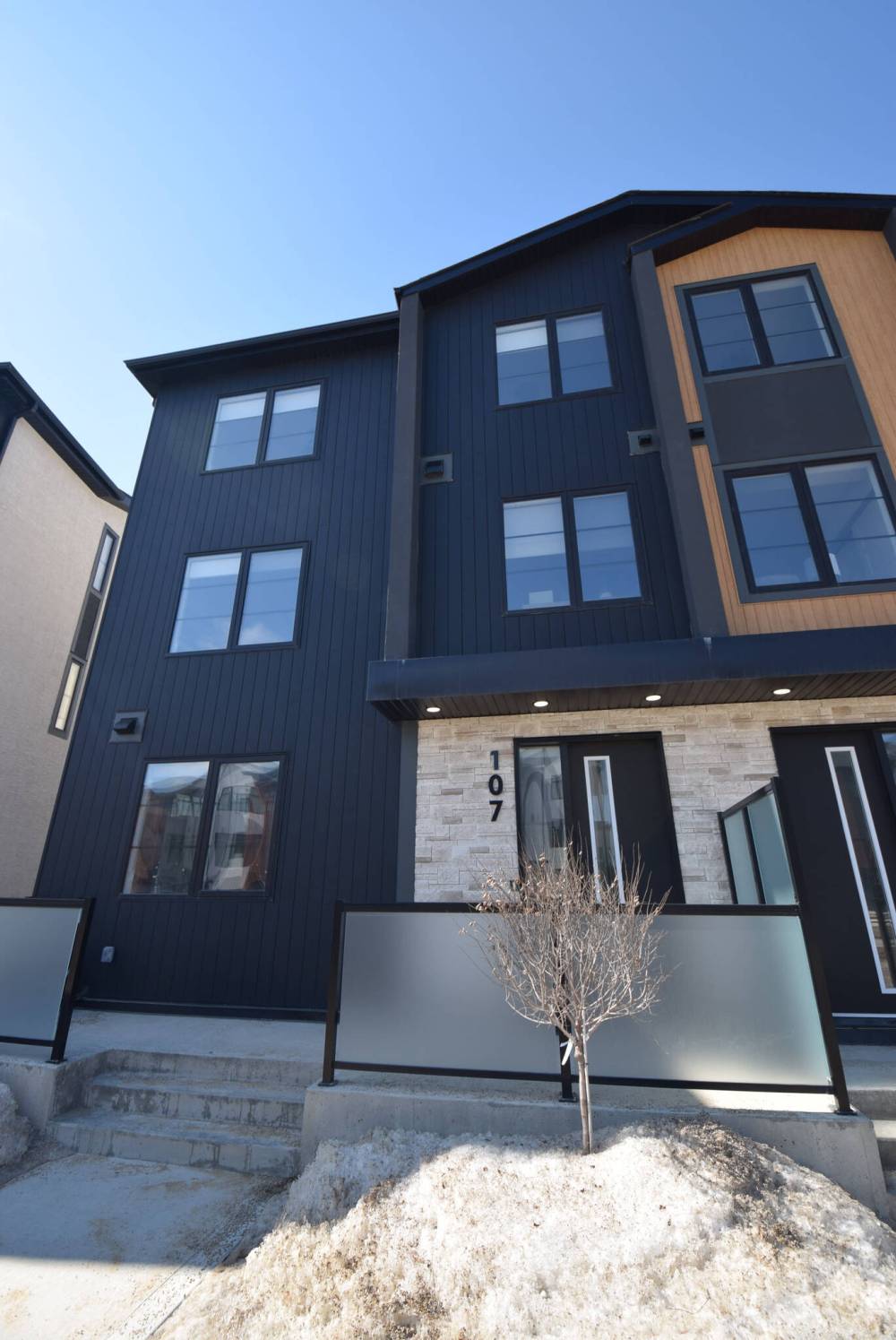 TODD LEWYS / FREE PRESS
Only two units are left in Esprit Condominiums, with both coming in at under $400,000.