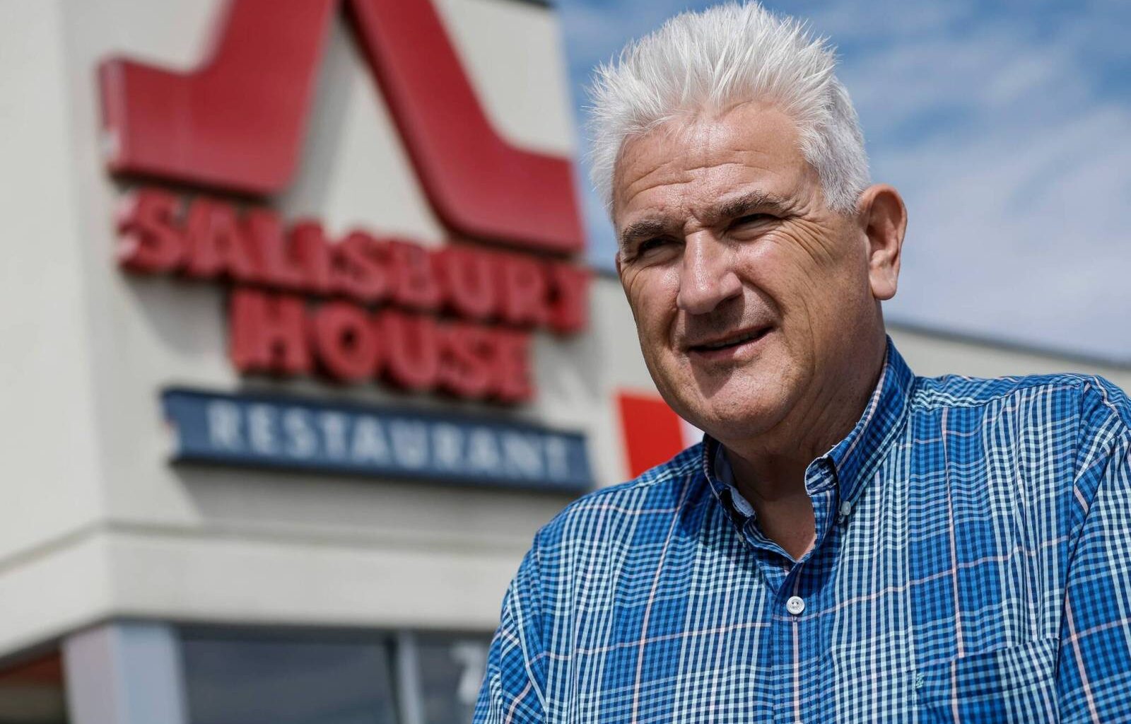 City chooses U.S.-owned food giant for Kildonan Park, Windsor Park golf courses after 16 years with Sals – Winnipeg Free Press