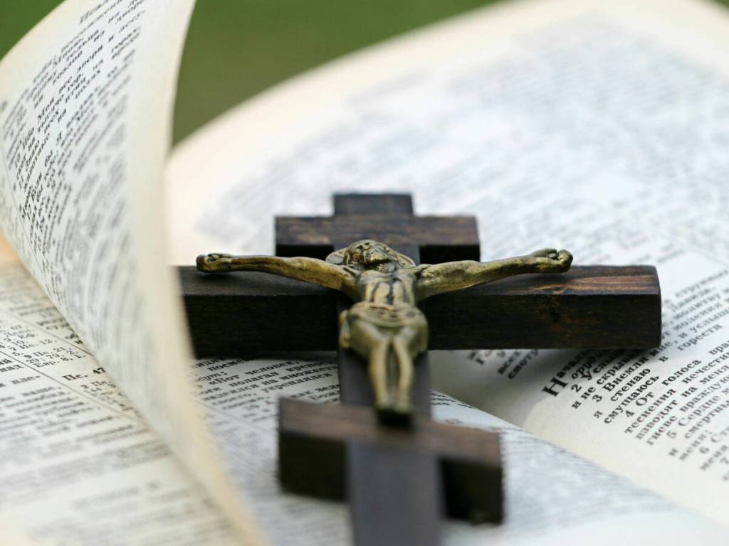 Christianity should not be suppressed in Surrey schools, this writer says. (Pexels photo)