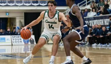 Former Cascades player Dario Lopez has signed with the Vancouver Bandits.