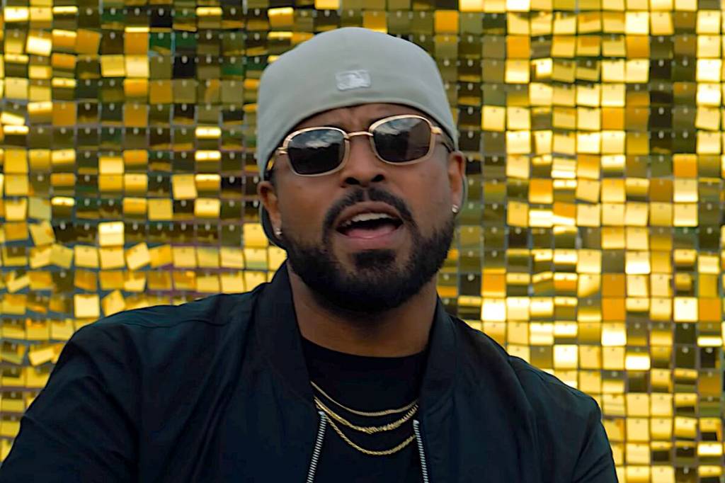 Country/R&B musician Jojo Mason, pictured in his &ldquo;Gold&rdquo; music video directed by Stephano Barberis, will perform at The Barn bar on Wednesday, April 22, 2026, in Guildford. See listing under Concerts. (video screenshot)