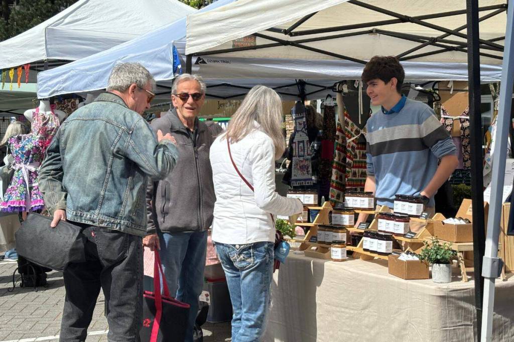 White Rock Farmers Market on opening day, April 19. (Grace McLeod/Peace Arch News)