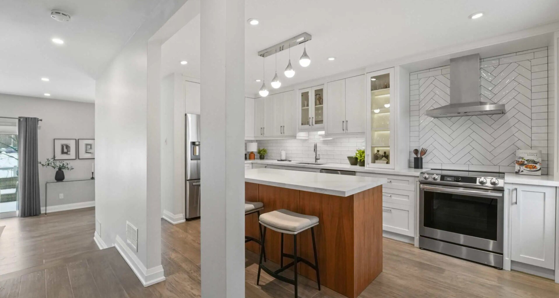House of the week: Updated family home listed for under $1M in Mississauga