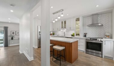 House of the week: Updated family home listed for under $1M in Mississauga