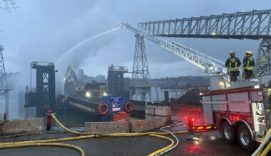 No one injured after a barge fire in Surrey, B.C., sent heavy smoke into air