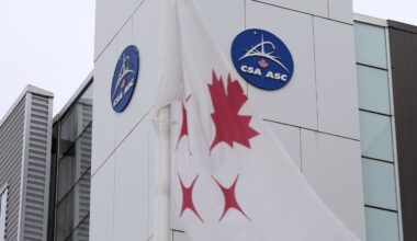 Canada should be open to risks as it invests in space, professor says