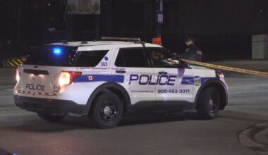 Man stabbed at Brampton GO station, suspect sought