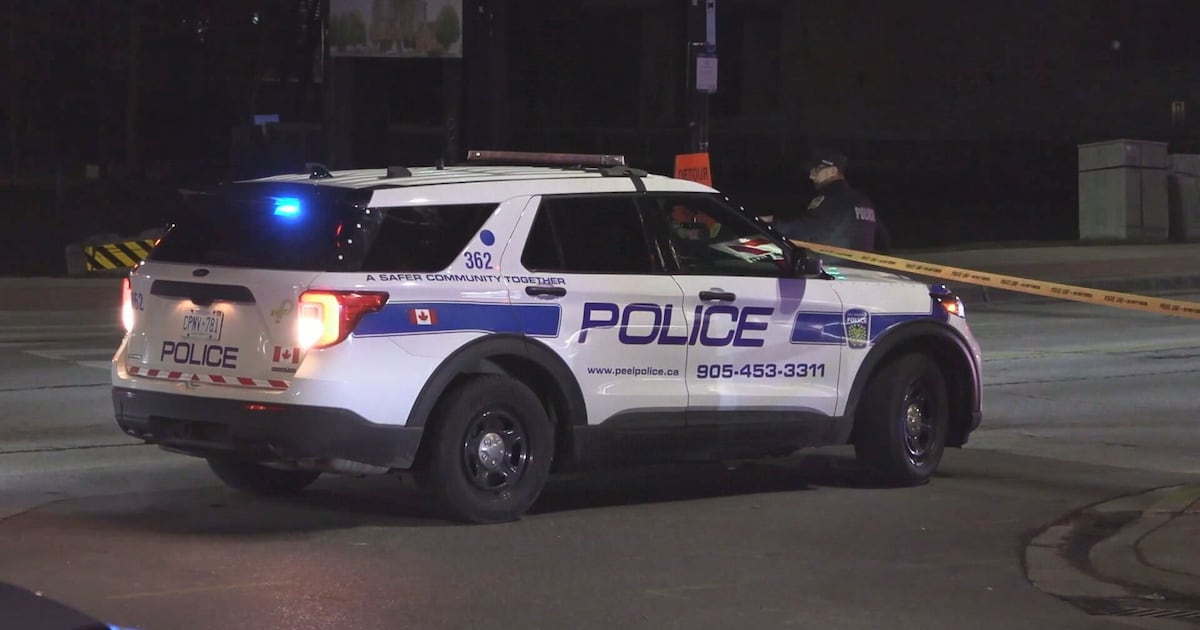 Man stabbed at Brampton GO station, suspect sought