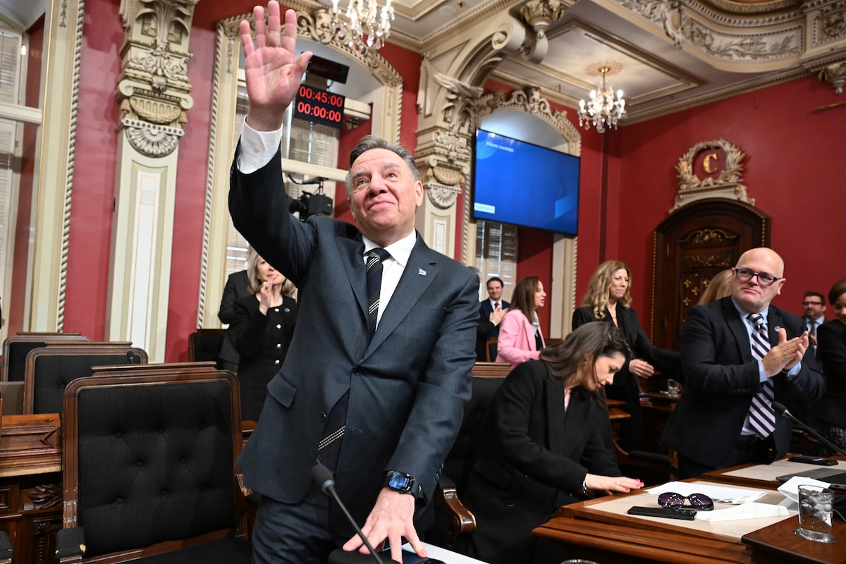 François Legault urges Quebec to protect identity in farewell speech