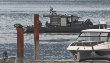Man arrested under Mental Health Act after hours-long crisis negotiations that delayed BC Ferries sailings - CTV News