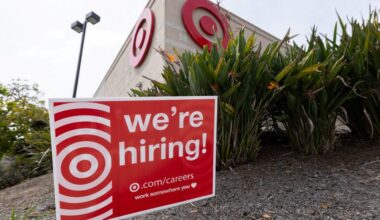 US employment growth rebounded in March; unemployment rate falls to 4.3%