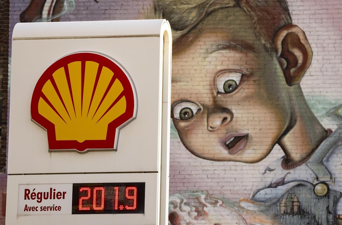Feds looking at how to 'cushion the blow' as gas prices rise amid Iran war: Carney