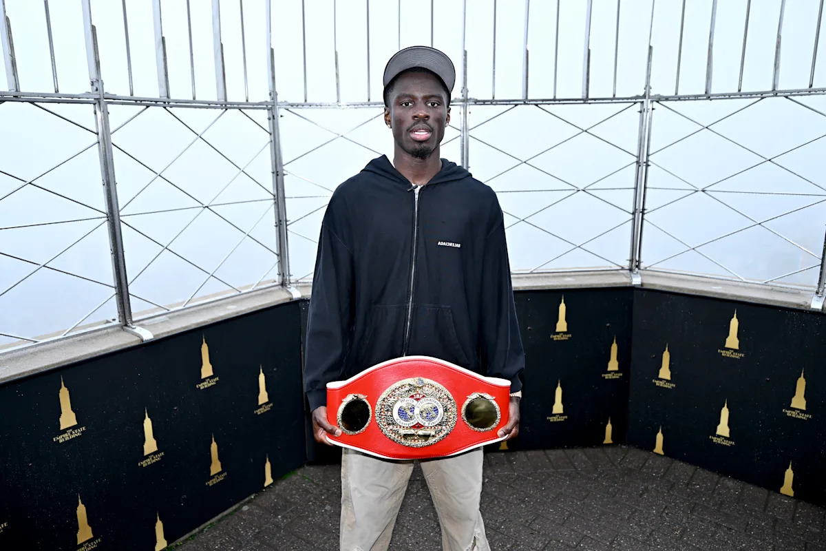 Richardson Hitchins to vacate IBF super lightweight title after Zuffa Boxing signing