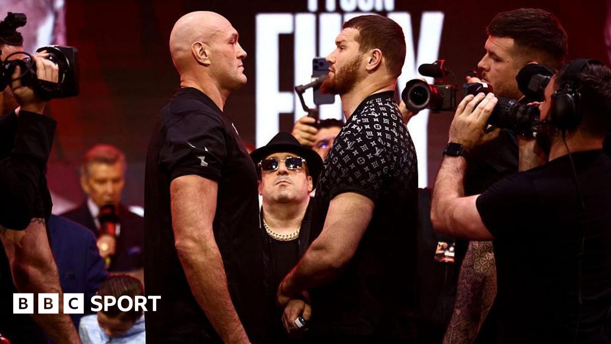 Tyson Fury and Arslanbek Makhmudov face off in London