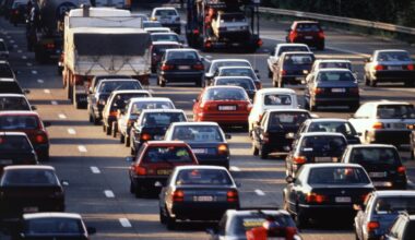 About three-quarters of Europeans live in urban areas — with the premature deaths of 250,000 from air pollution and 12,000 people every year from noise pollution, the report found <a target="_blank" href="https://audiovisual.ec.europa.eu/en/photo-details/P-006395~2F00-5">(Photo: European Commission)</a>