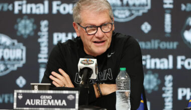 Geno Auriemma against WNBA draft age change: 'Women's basketball would suffer'