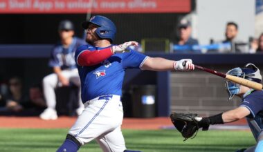 Toronto Blue Jays’ Alejandro Kirk to undergo thumb surgery Tuesday