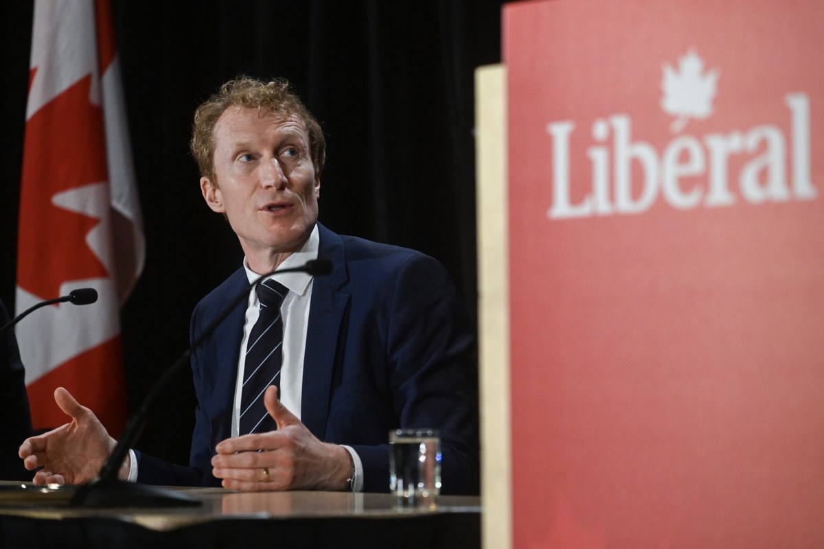 Ottawa ‘very seriously’ considering social media ban for kids, minister says