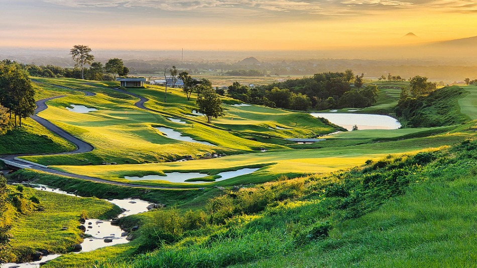 Dhoho Golf Club is preparing to open its Brian Curley-designed golf course (Photo: Cheah Kok Aik)