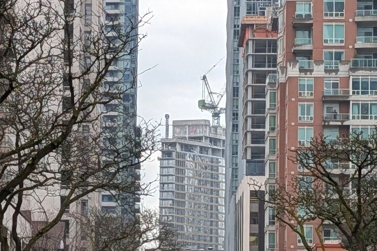 Yorkville Canyon | UrbanToronto